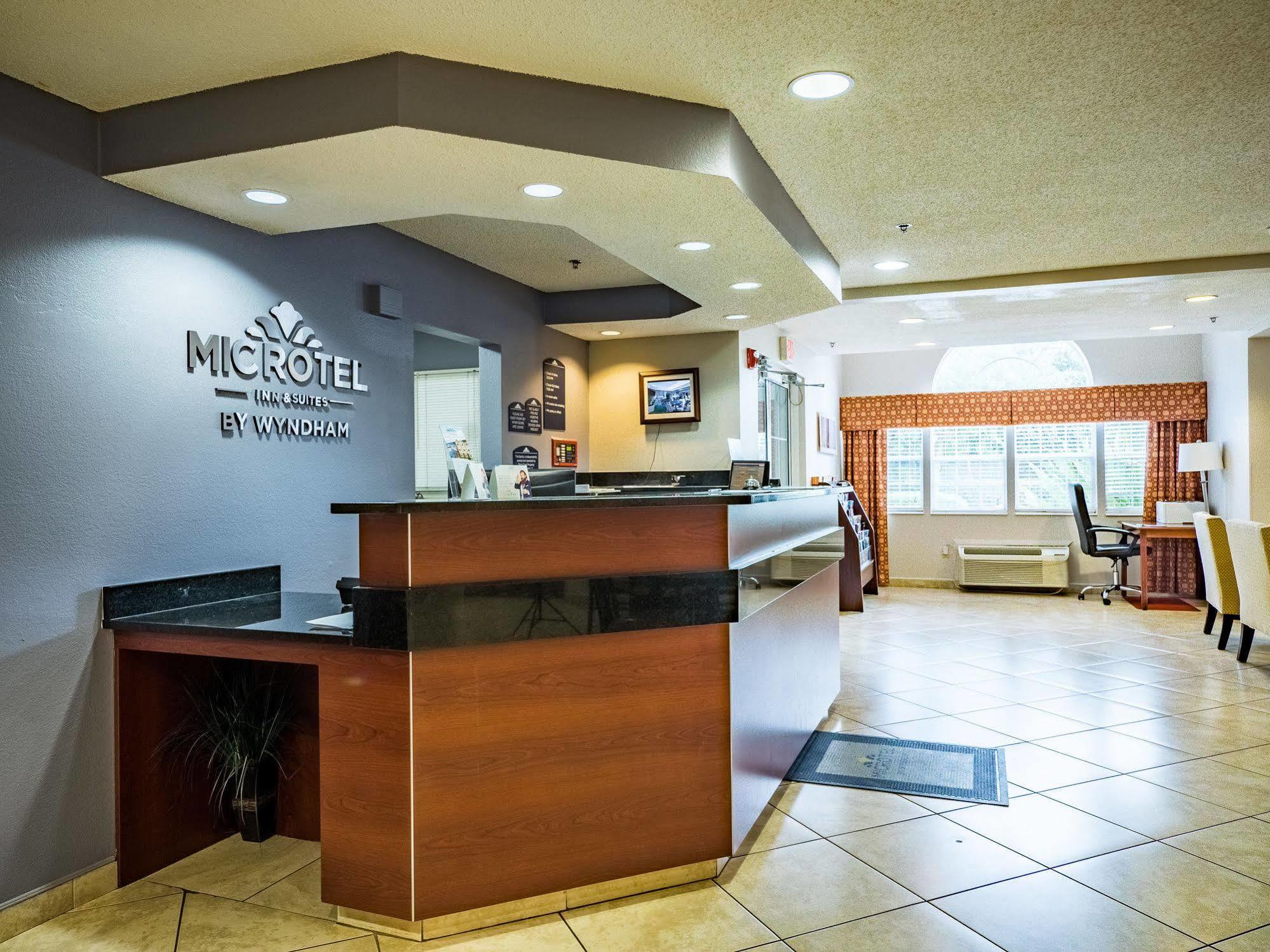 Microtel Inn & Suites By Wyndham Palm Coast I-95 Eksteriør bilde